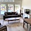 Waters Edge Shoreside Suites
