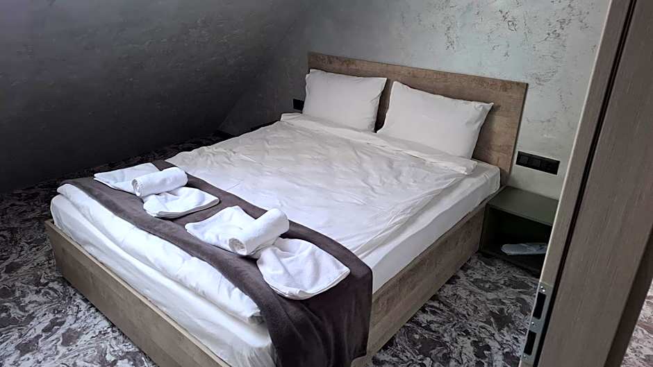 RCR Einstein studios 2