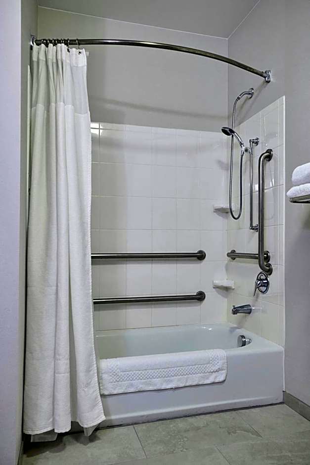 Fairfield Inn & Suites by Marriott Burlington