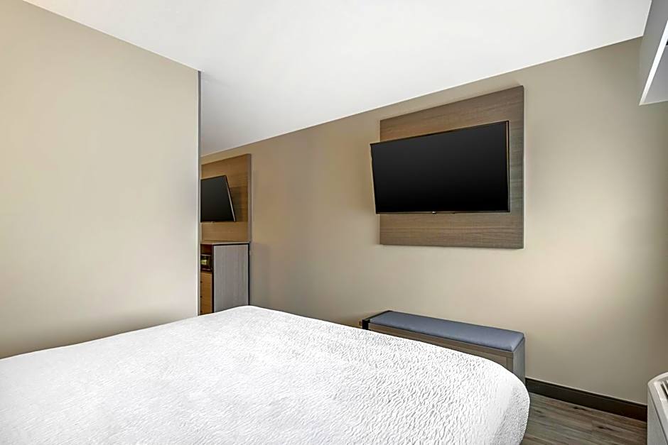 Best Western Plus Meridian