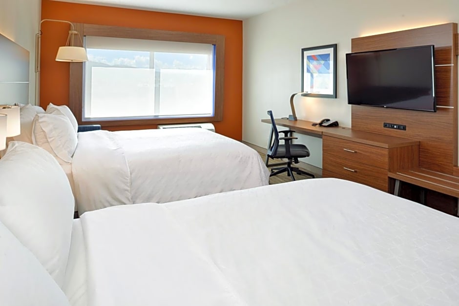 Holiday Inn Express and Suites Elko By IHG