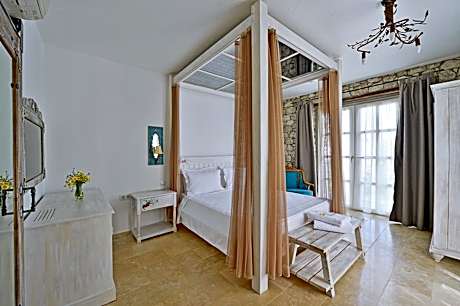 Suite with Private Pool