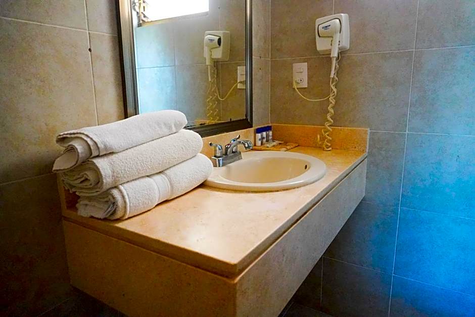 Hotel Colonial Cancun