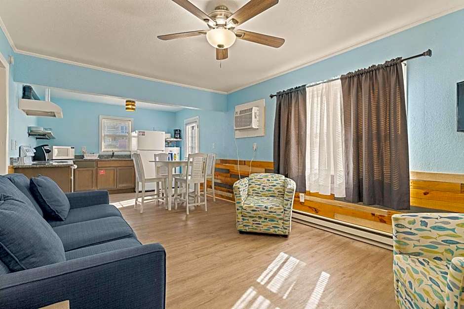 Oceanside Court by KEES Vacations