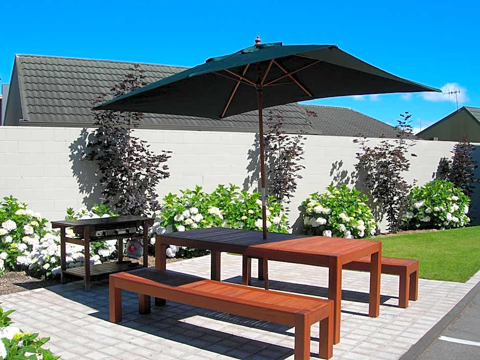 Alpine Lake Motor Lodge