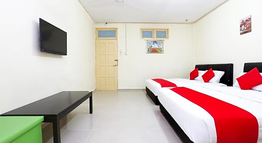 Hotel O Pelangi Marang