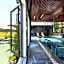 Liberty Hall Tam Coc Hotel & Villa