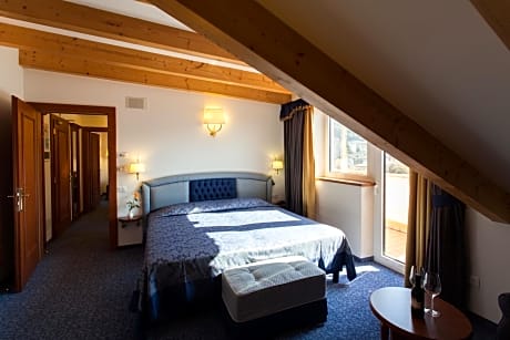 Executive Suite with Sauna