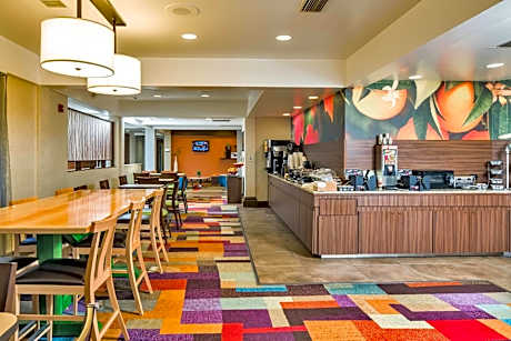 Fairfield Inn & Suites by Marriott Jacksonville Airport