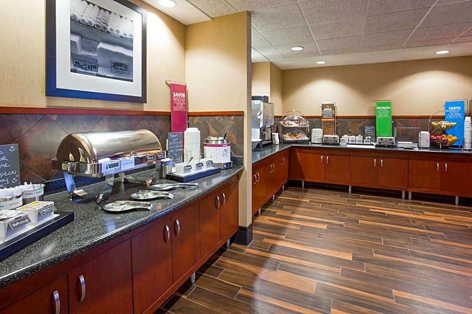 Hampton Inn By Hilton & Suites Lino Lakes
