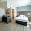 Hawthorn Extended Stay by Wyndham Panama City Beach