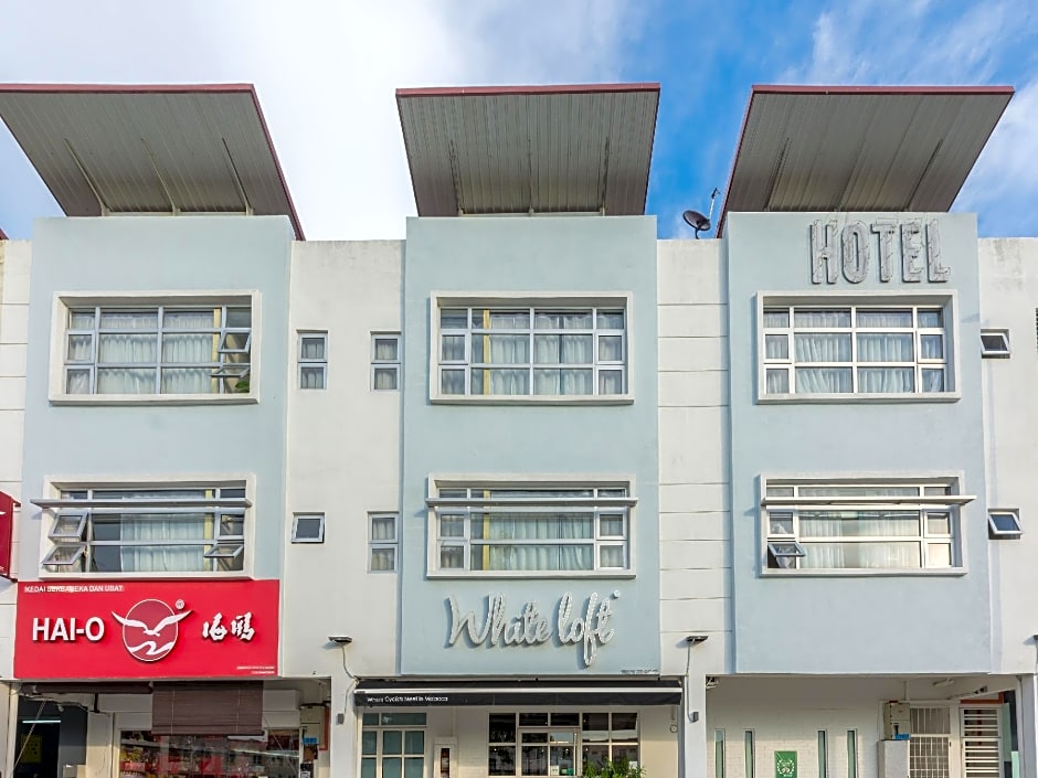 White Loft Hotel
