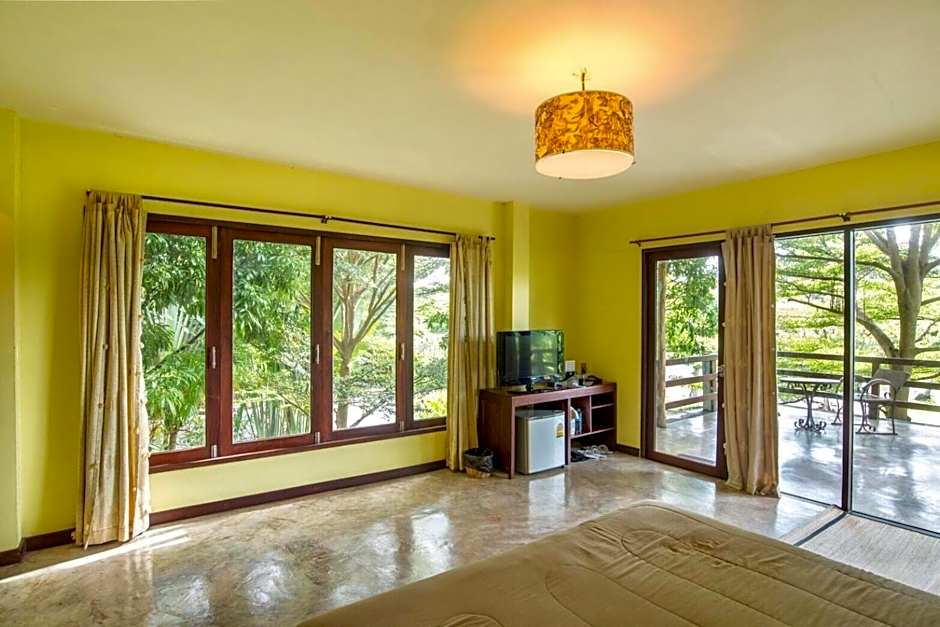 River CoCo @ Amphawa