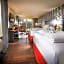 Staypineapple At The Maxwell Hotel