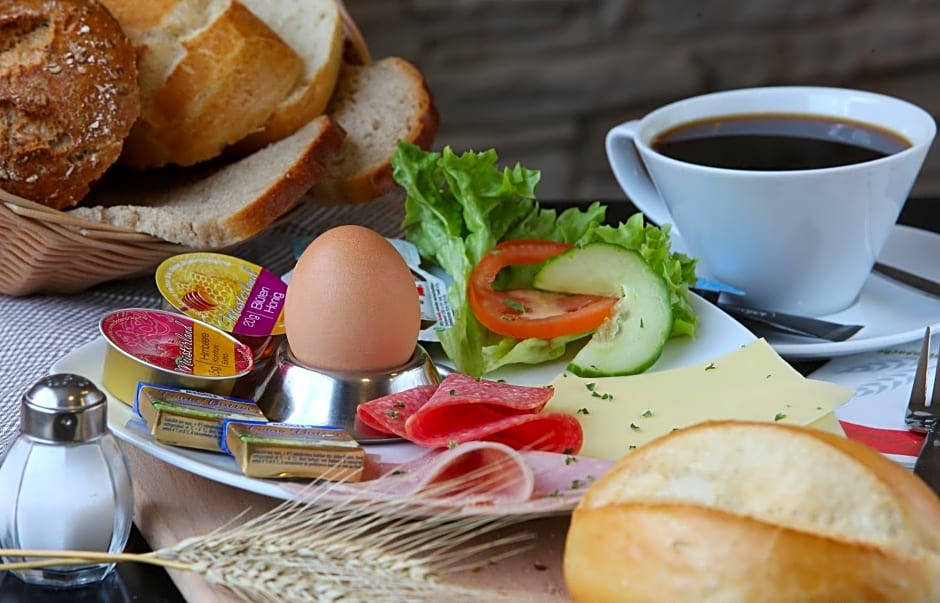 Stadthotel Lohne, Self Check In, mit Bäckerei und Cafe