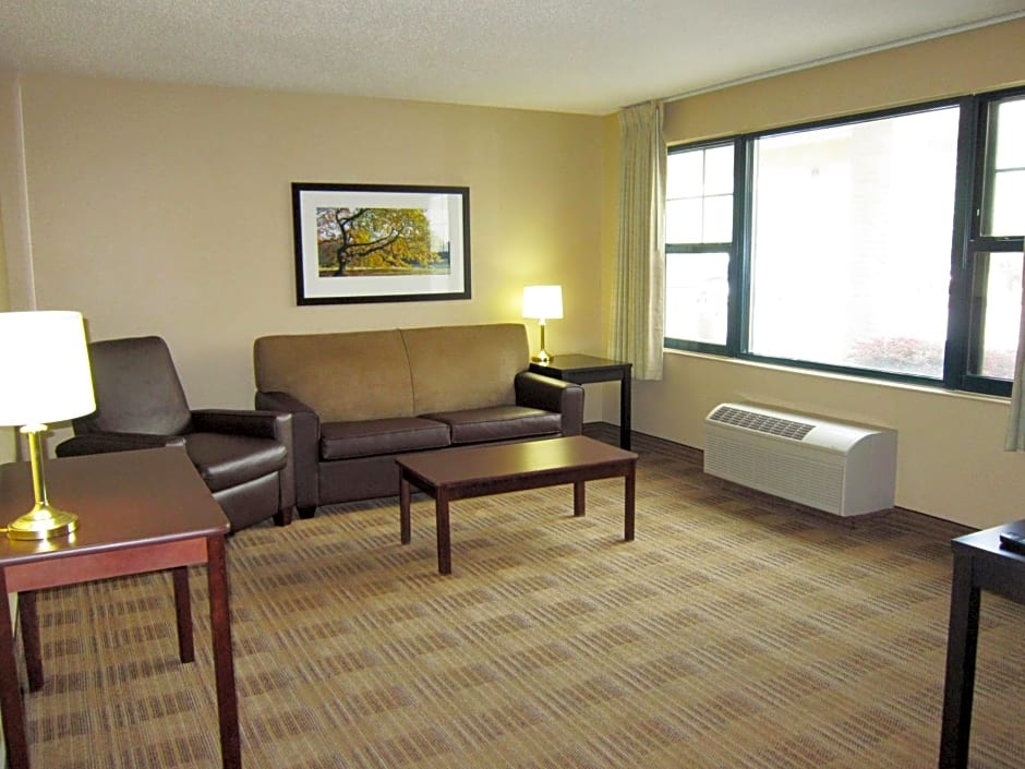 Extended Stay America Suites - Philadelphia - Plymouth Meeting - East