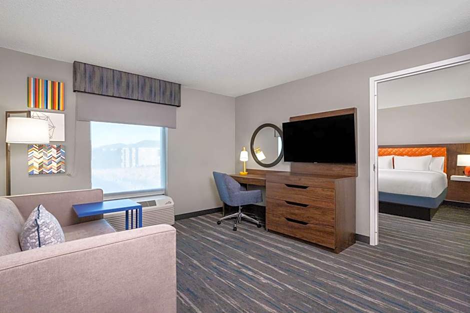 Hampton Inn By Hilton & Suites Muncie
