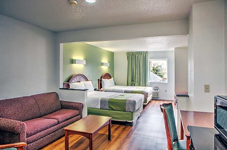 Motel 6-Dallas, TX - Northwest