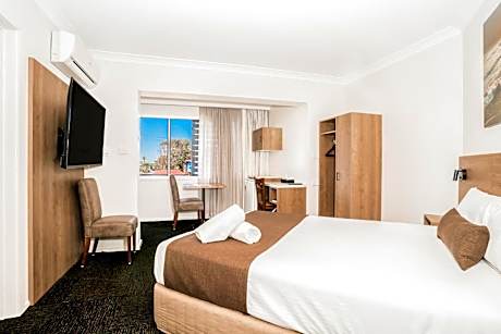 Queen Room with Balcony