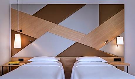 Deluxe, Guest room, 2 Twin/Single Bed(s)