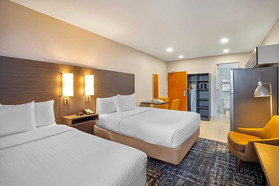 Clarion Pointe