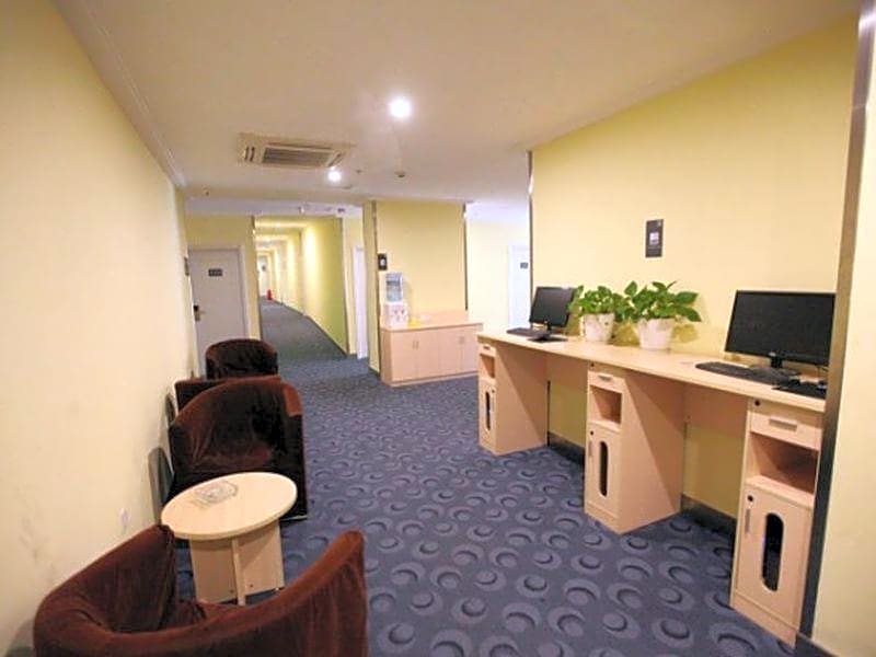 7Days Inn Ningbo Tianyi Square Zhongshan Mansion
