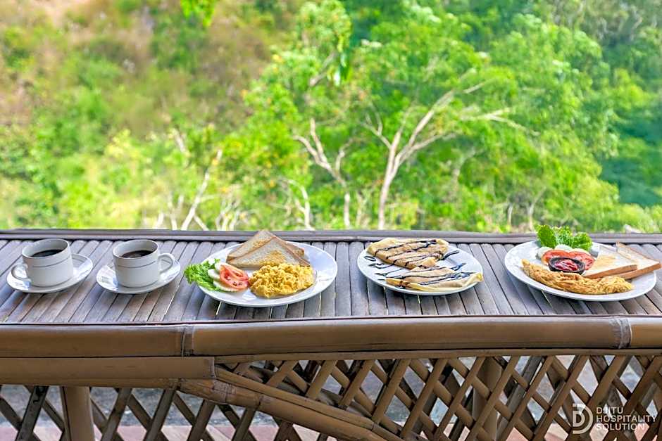 Tinggian Hill Retreat