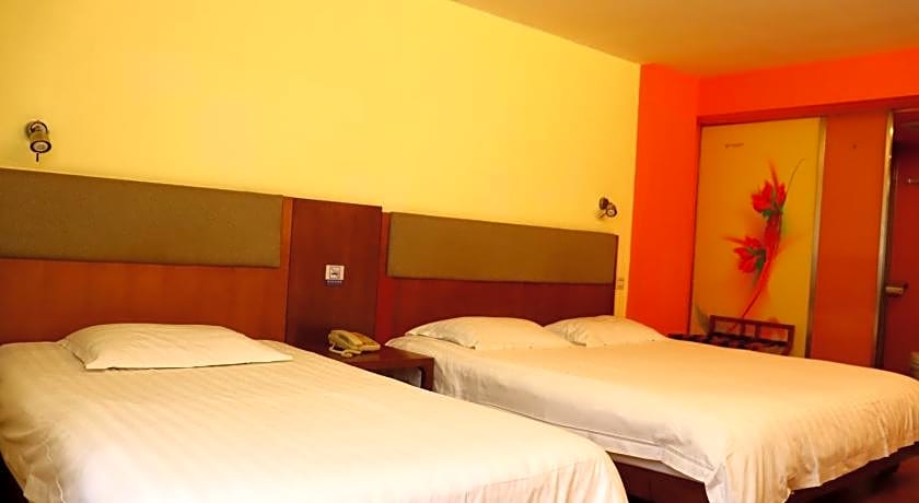 4th Zhongshan Road Garden Inn
