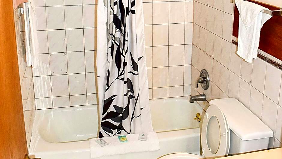 Magnuson Hotel Extended Stay Canton Ohio