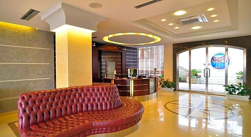 Saranda International