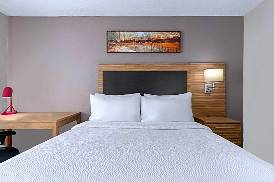 TownePlace Suites by Marriott Milwaukee Brookfield