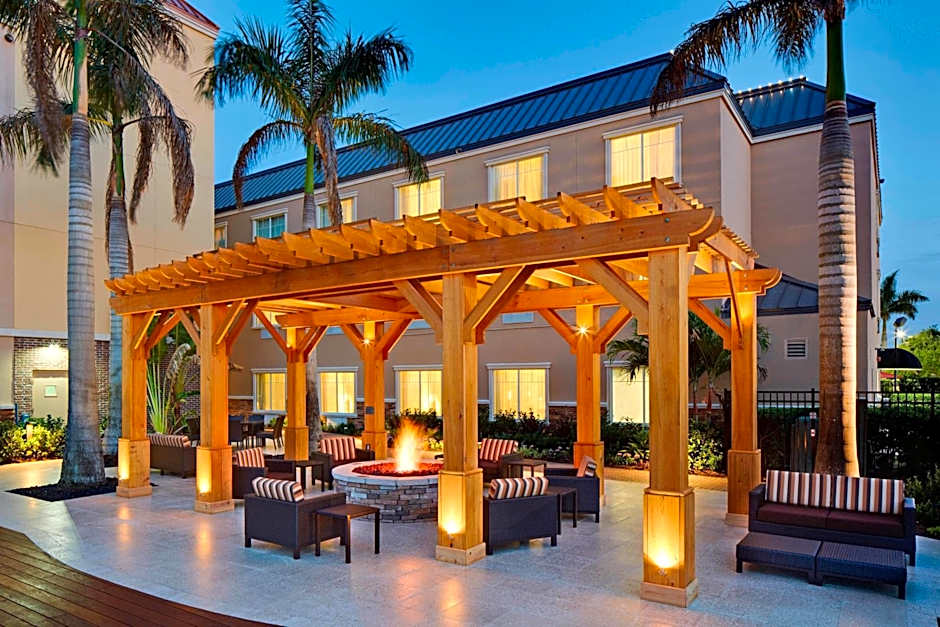 Courtyard by Marriott Sarasota at University Town Center 