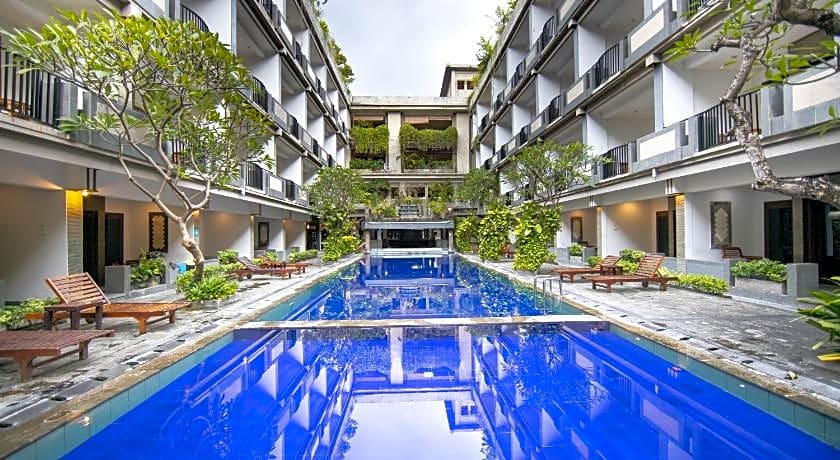Champlung Mas Hotel