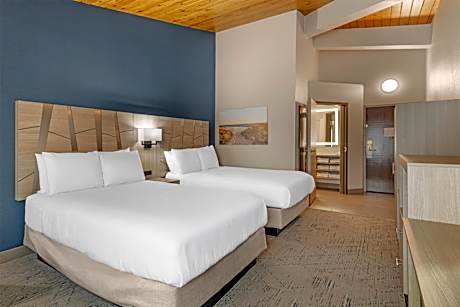 Family Suite with One King and Two Queen Beds and Sofa Bed - Non-Smoking