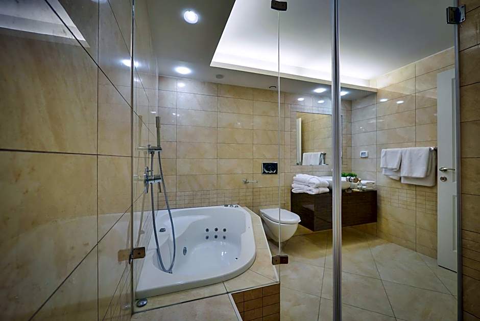 21st Floor Hotel
