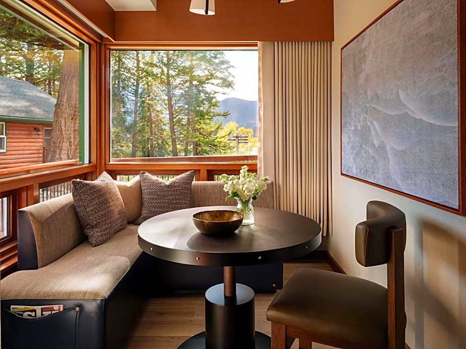 Fairmont Jasper Park Lodge