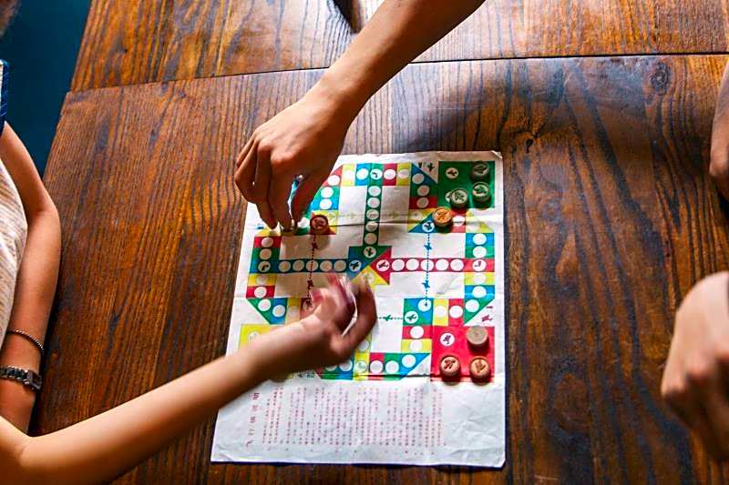 Show Year Reminiscence Hotel