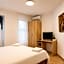 Monte Carlo Palace Rooms