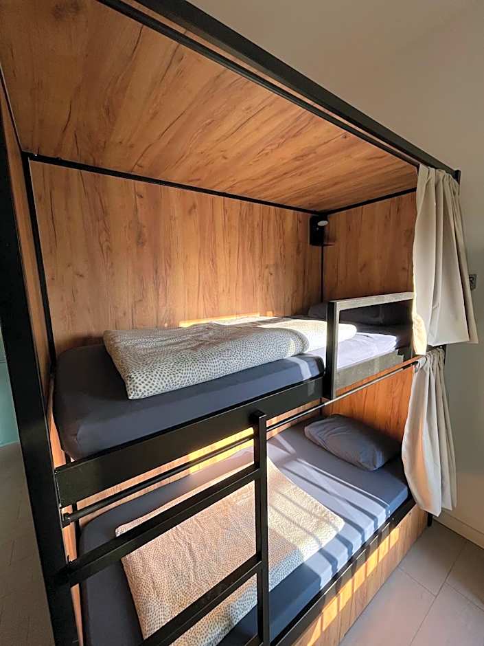 Downtown River Hostel