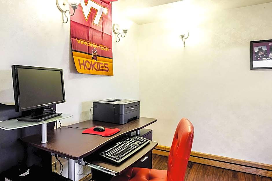 Econo Lodge Christiansburg-Blacksburg I-81