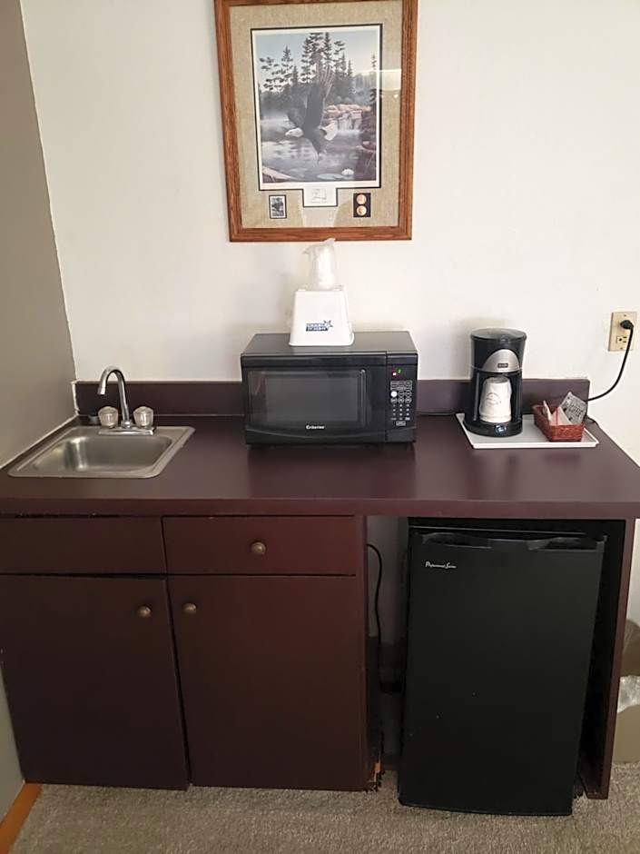 Americas Best Value Inn & Suites International Falls