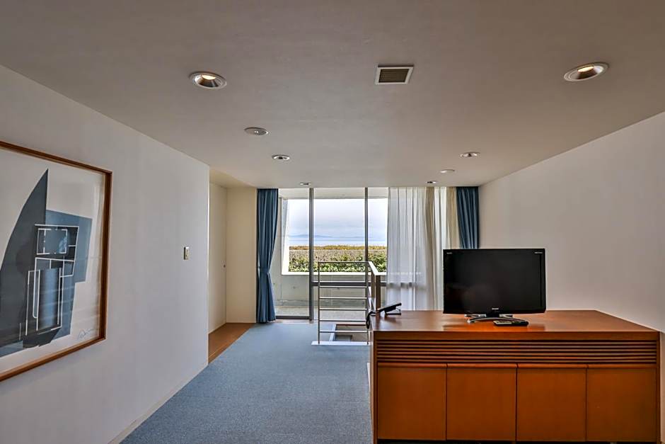 TOTO Seawind Awaji