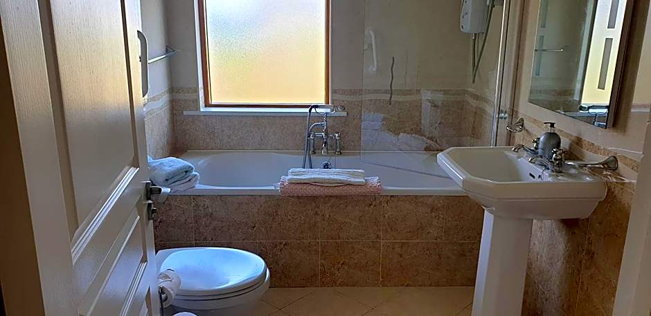 Knightsbrook Guesthouse