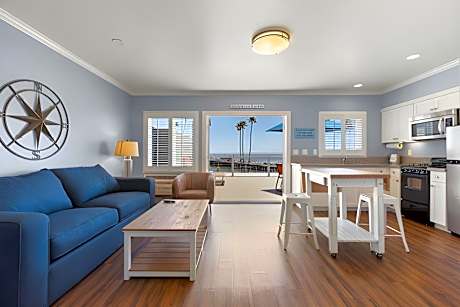 Beach Street Inn and Suites