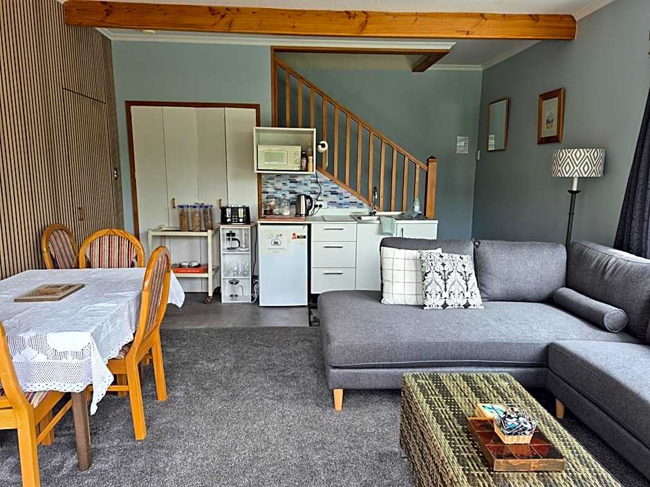 Century House B & B flatlette