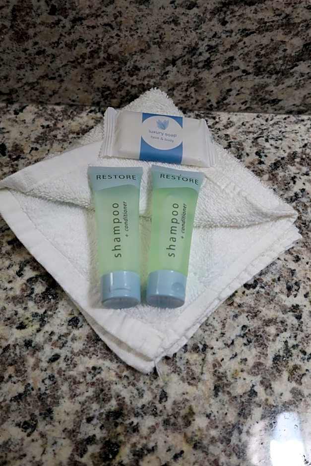 West Worth Inn & Suites White Settlement