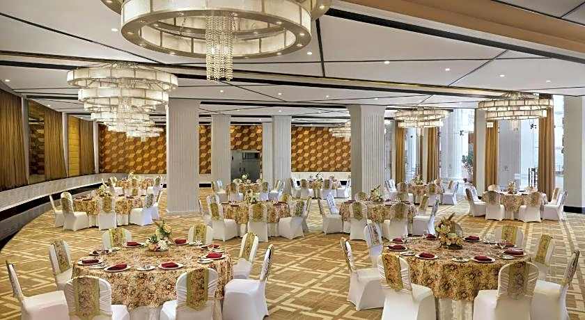 Amanora The Fern Pune, Series by Marriott