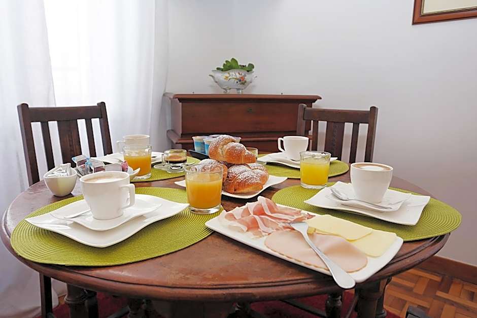 Houspitality Caesar Bed & Breakfast