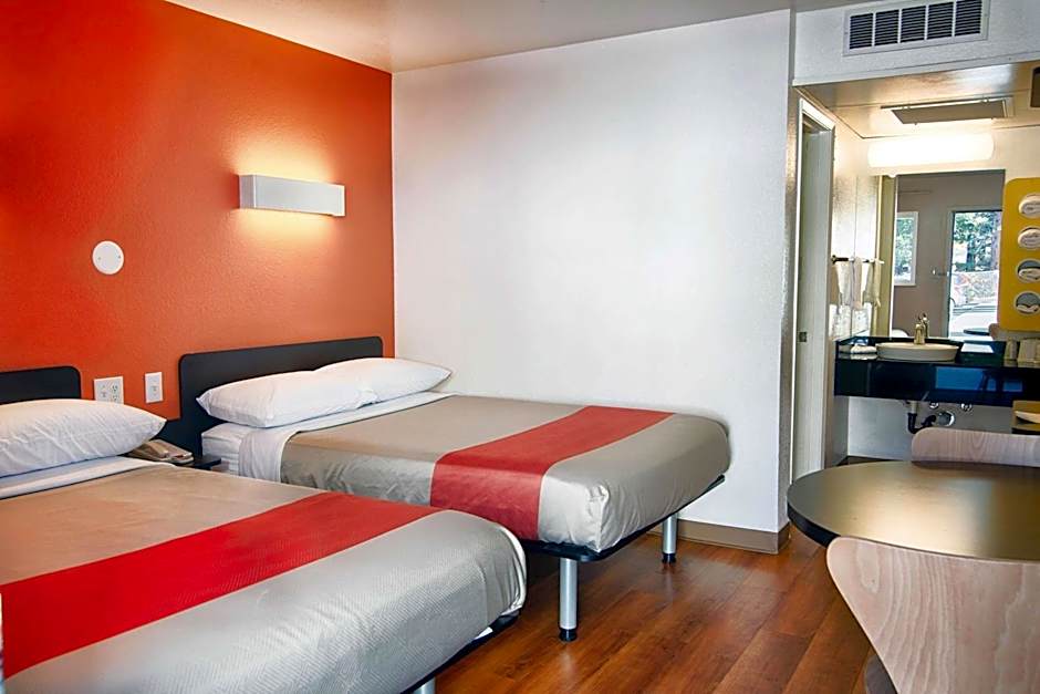 Motel 6-Mammoth Lakes, CA