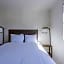 Coastal Breeze Inn